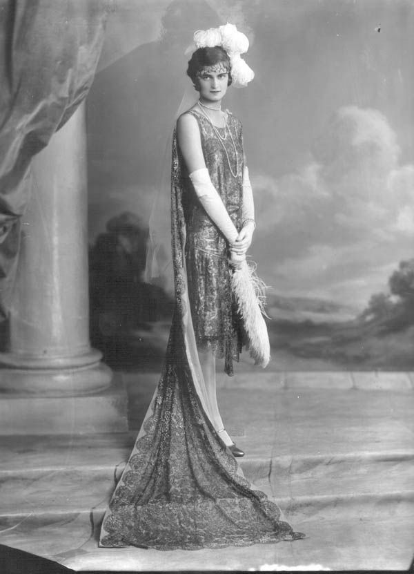 Miss Kathleen Sarah Vestey, later Mrs Philip Wilfred Cripps, later Mrs Maurice John Kingscote, later the Hon Mrs W Canning Eykyn (1909- )