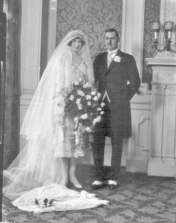 Capt. and Mrs. Hugh Brownlow, wedding portrait.