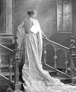 Lady Ashburton (1866-1904), née Mabel Edith Hood. 