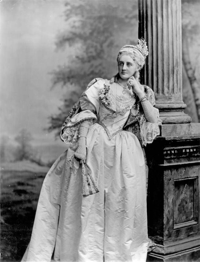 Lady Rose Leigh, later Countess of Cottenham, née Nevill (1866-1913). 