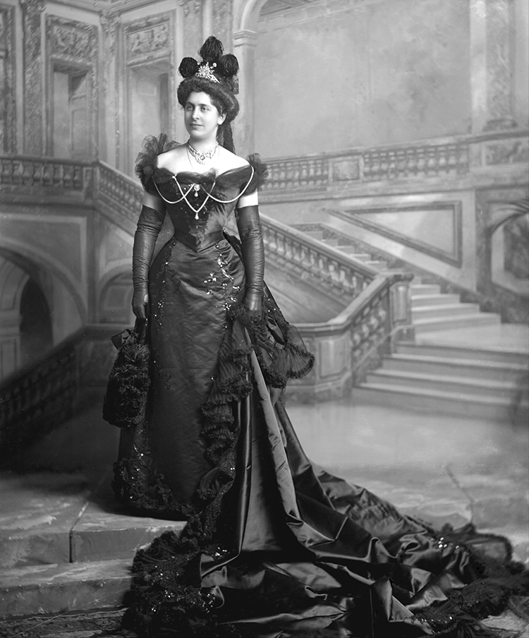 Countess Victor di Carrobio, née Helene von Gutmann of Baden bei Wien (b. 1870); m (1896) Count Victor di Carrobio (b. 1867), attaché to the Italian Embassy in London