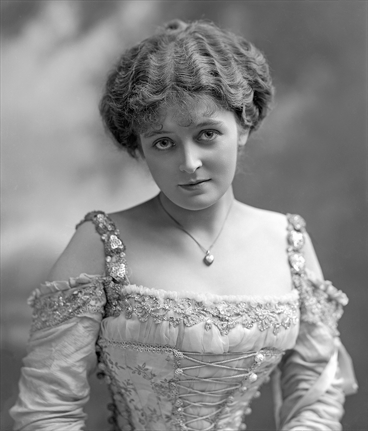 Miss Ada Bertha Carter (1877–1969).