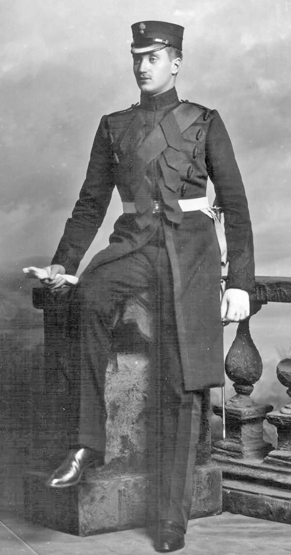 2nd Lieutenant, later Lieutenant-Colonel Lord Francis (George Montagu-Douglas-) Scott (1879-1952). 
