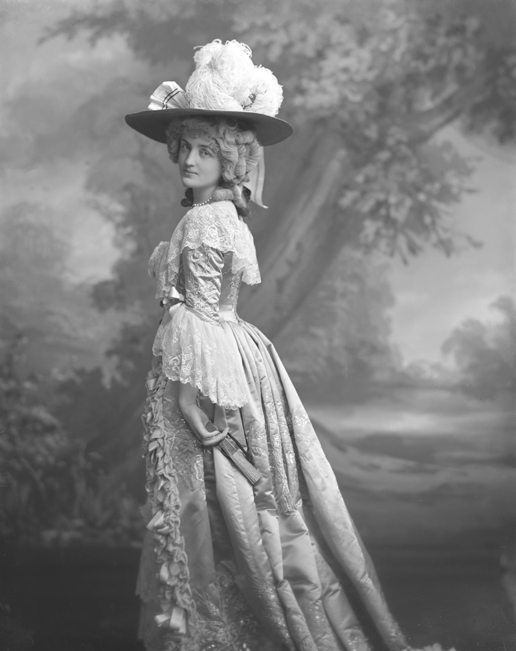 Dame (Florence) Lilian Braithwaite (1873-1948)