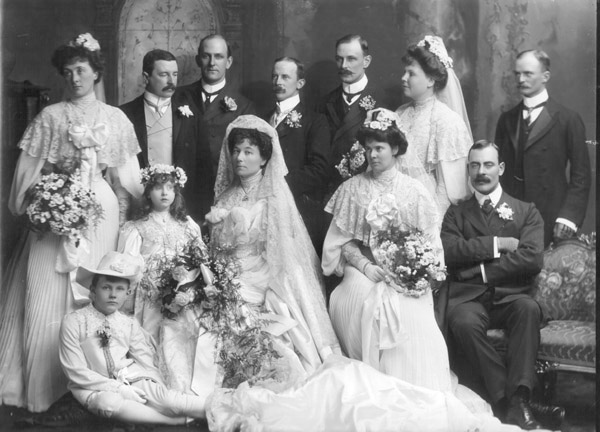 The Wedding of Miss Evelyn Smijth-Windham to Major Francis Hooper Rawlins. 