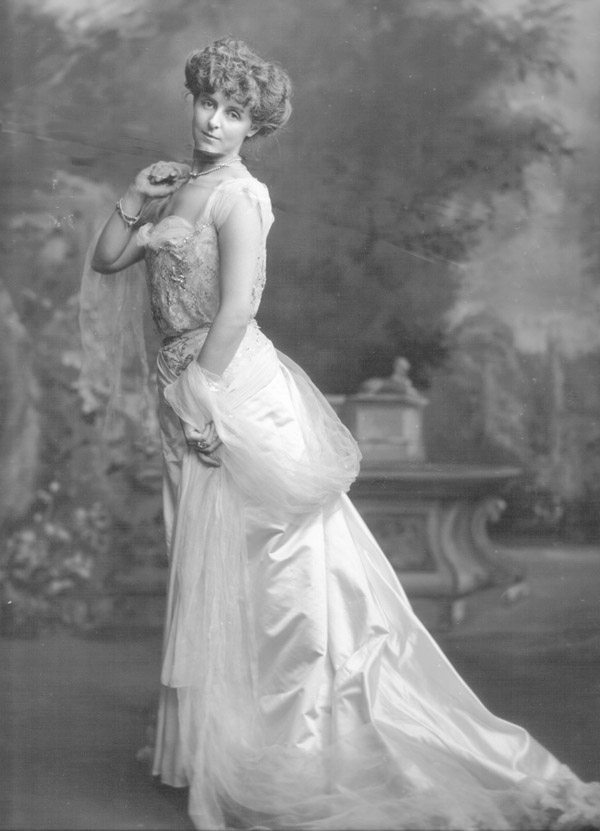 Mabel, Baroness Teynham, (d. 1937) née Wilkinson. 