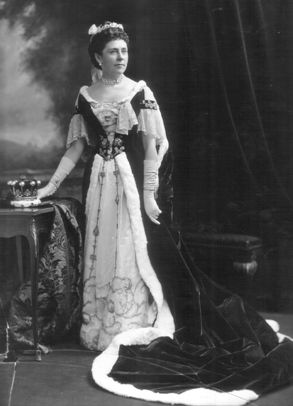 Mary Dorothea, Countess Waldegrave (1850-1933), née Palmer. 