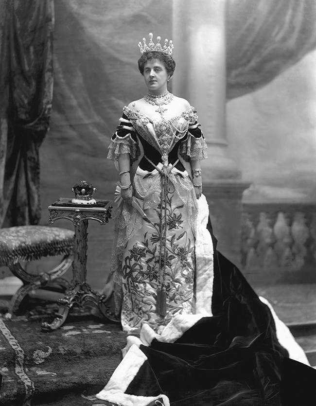 Theresa (Susey Helen), Marchioness of Londonderry (1856-1919), née Chetwynd-Talbot.