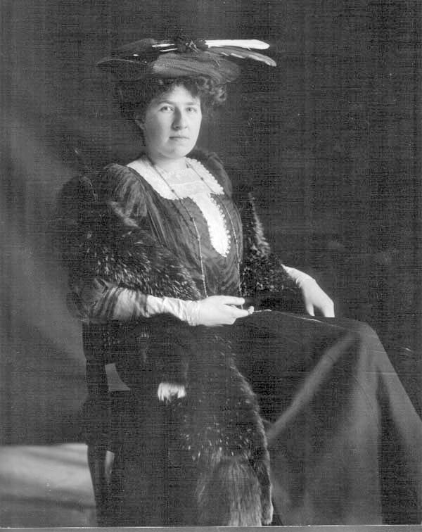 Hon. Eléonore Mabel Valentine Brougham (1883-1966). 