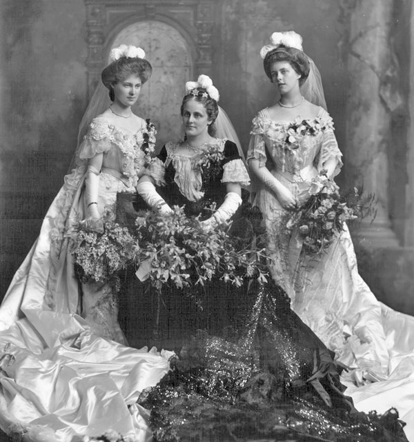 Lady Fowler with her two daughters. 