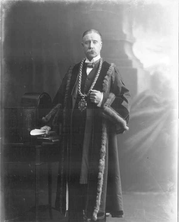 Charles Stewart Vane-Tempest-Stewart, 6th Marquis of Londonderry (1852-1915). 