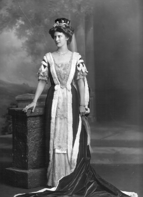 Selina, Baroness Farnham née Aileen Selina Coote (d.1964). 