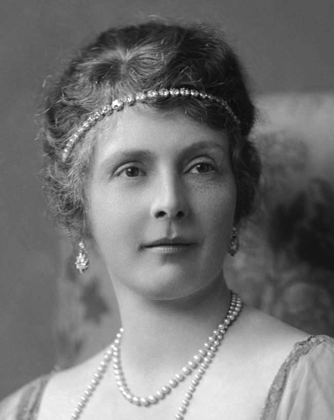 Princess Alice, Countess of Athlone (1883-1980), née Princess Alice (Mary Victoria Augusta Pauline) of Albany.