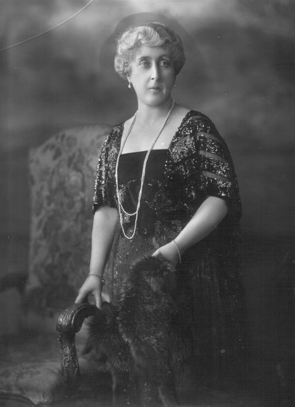 Princess Helena Victoria (1870-1948) née Princess Victoria Louise Sophia Augusta Amelia Helena of Schleswig-Holstein. 