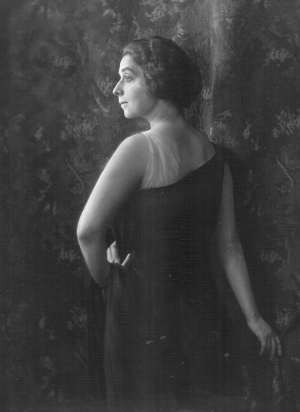 Princess Marthe Bibesco, née Marthe Lucie Lahovary (1886-1973). 