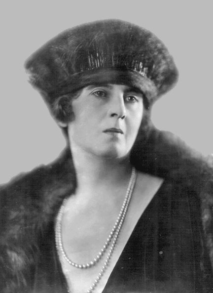 ady Latta, née Ada May Short (1875-1951 )