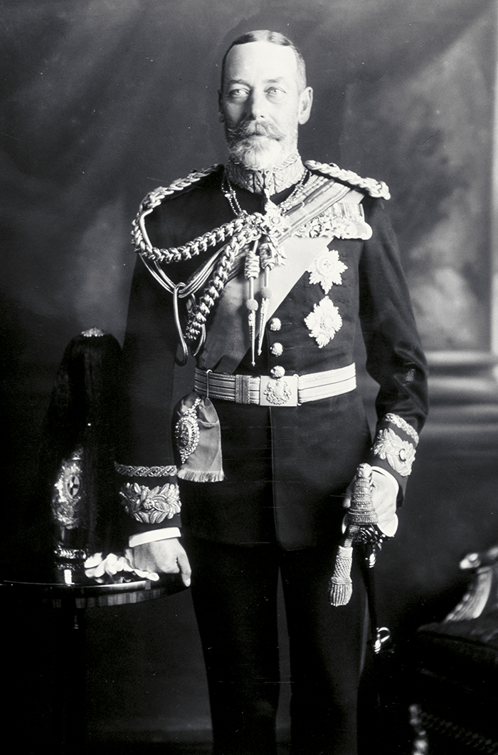 King George V (1865-1936).