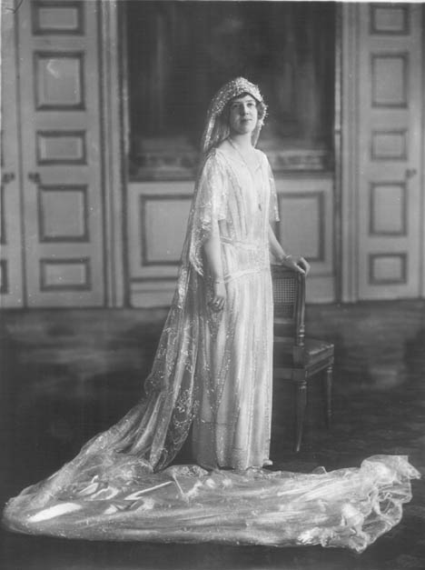 Princess Maud (Alexandra Victoria Bertha), Countess of Southesk (1893-1945), née Lady Maud Duff. 